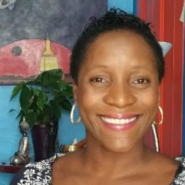  Tamara Jones